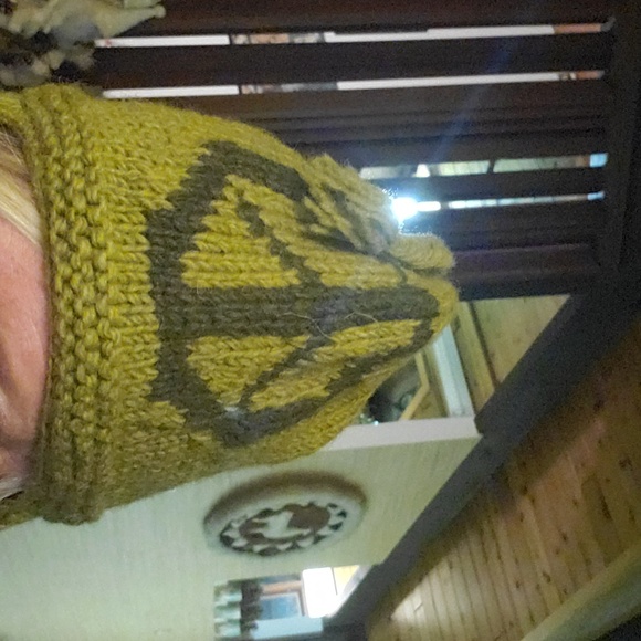 💥SOLD💥Wool Peace Hat✌️ - Picture 4 of 11